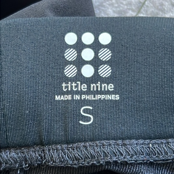 Title Nine Ascent 2.0 Hiking Pants - Picture 9 of 12